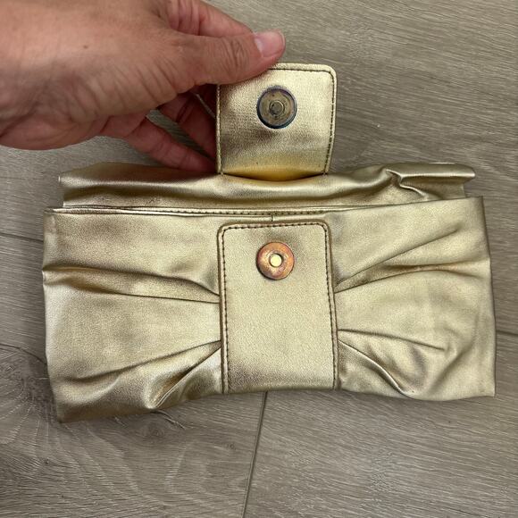 Vintage Versace Parfums Gold Clutch Purse - Picture 5 of 9